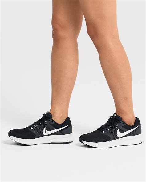 Nike Women's Run Swift 3 Running Shoe 